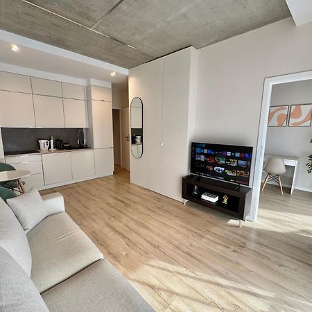 Komputerowa Apartments Airport And Business District Warsawa Bagian luar foto