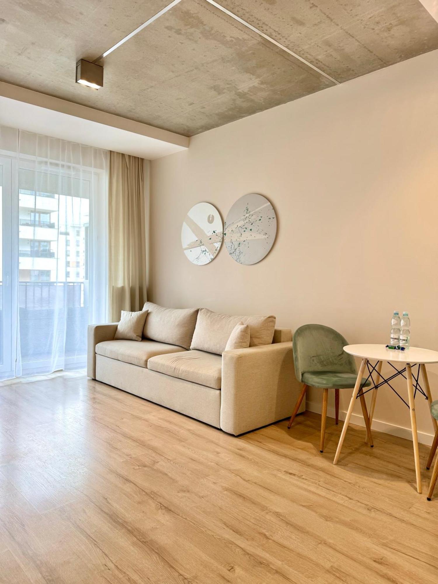 Komputerowa Apartments Airport And Business District Warsawa Bagian luar foto